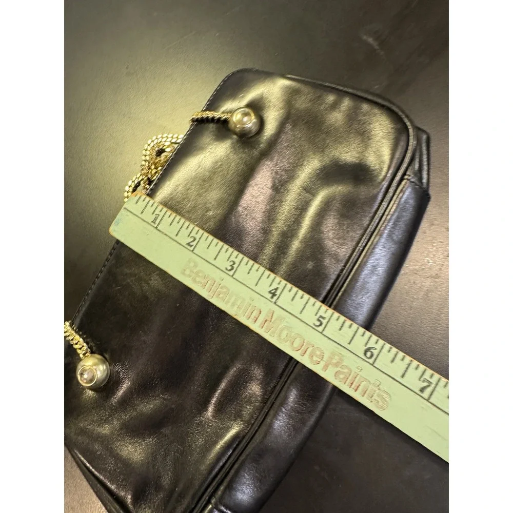 Vintage Black‎ Leather Franchi Handbag Double Gold Chain Handles Clasp